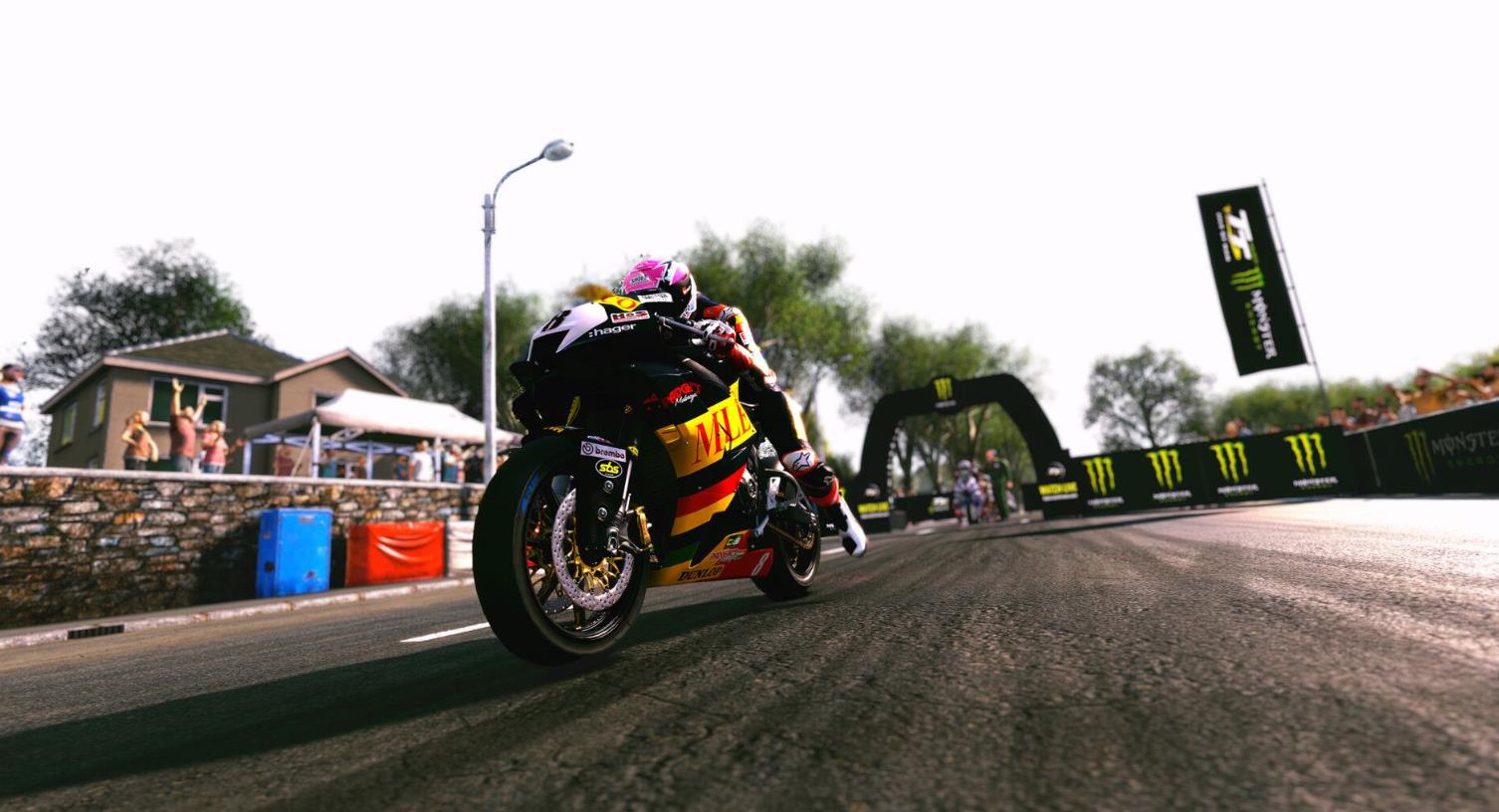 曼岛TT:边缘竞速3(TT Isle Of Man: Ride on the Edge 3)_1